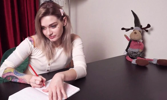 Нашел личный дневник сводной сестры и прочитал все её сексуальные фантазии!